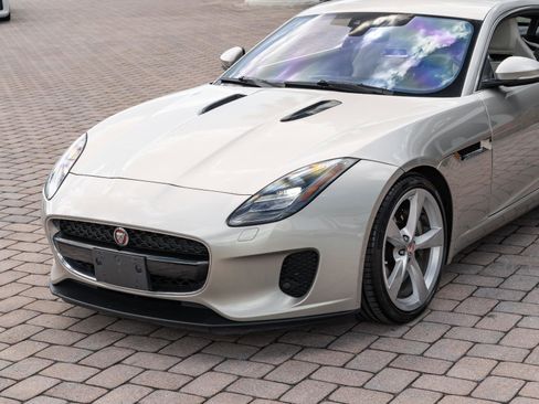 Used 2020 Jaguar F-TYPE Coupe image 21