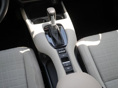 Used 2025 Honda HR-V LX image 23