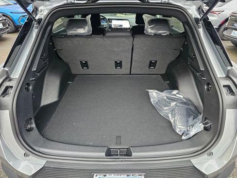 New 2026 Chevrolet Equinox EV LT image 21