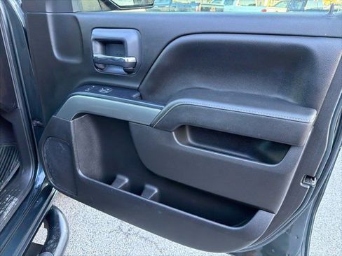 Used 2018 Chevrolet Silverado 1500 LT w/ All Star Edition image 16