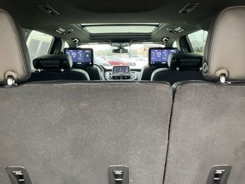 Used 2021 Chevrolet Tahoe Z71 w/ Rear Media and Nav Package image 29