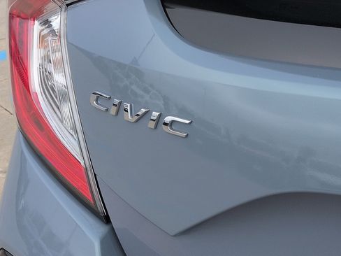 Certified 2019 Honda Civic Sport Touring image 30