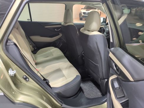 Certified 2025 Subaru Outback Premium w/ Popular Package #1A AWD/4WD image 11