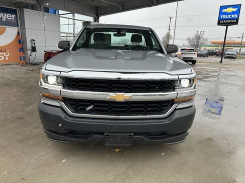 Used 2017 Chevrolet Silverado 1500 W/T w/ Trailering Package image 2