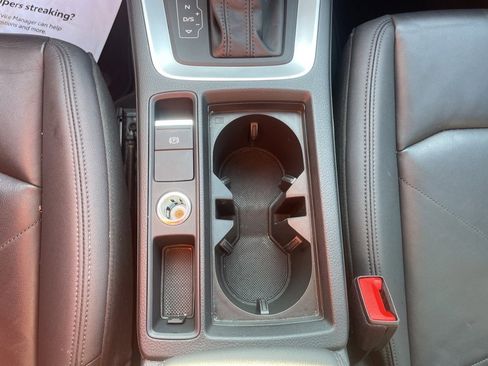 Used 2025 Audi Q3 2.0T Premium image 21