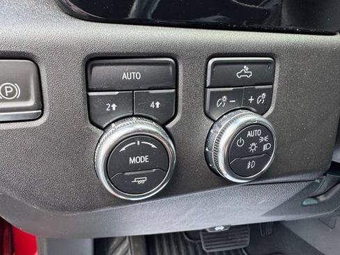 Used 2023 GMC Sierra 1500 Elevation AWD/4WD image 16