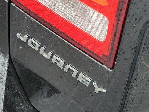 Used 2012 Dodge Journey SXT w/ Popular Equipment Group image 29