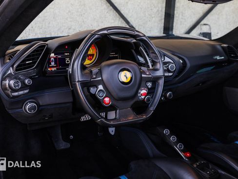 Used 2018 Ferrari 488 Spider RWD image 27