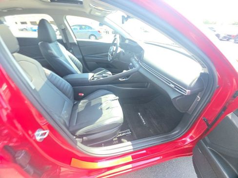 Used 2023 Hyundai Elantra Limited w/ Cargo Package FWD image 33
