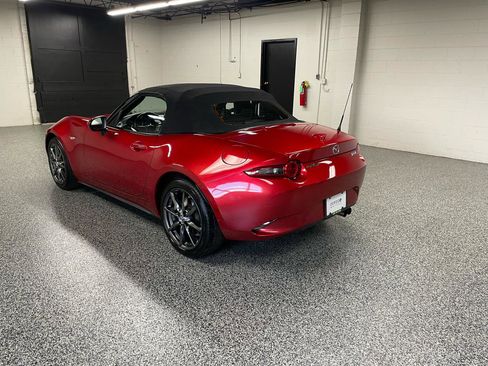 Used 2016 MAZDA MX-5 Miata Grand Touring RWD image 10