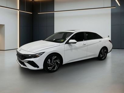Certified 2024 Hyundai Elantra SEL w/ Convenience Package