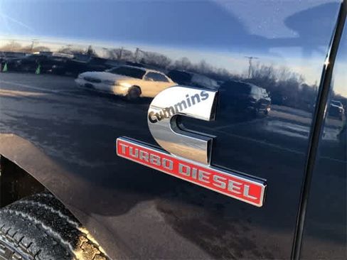 Used 2023 RAM 3500 Laramie image 10