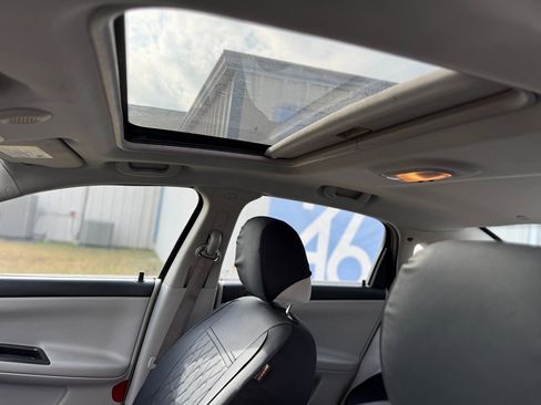 Used 2014 Chevrolet Impala LT w/ LT Sunroof Package image 13