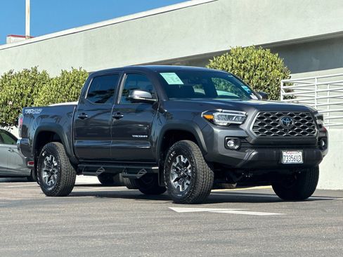 Used 2023 Toyota Tacoma TRD Off-Road AWD/4WD image 8