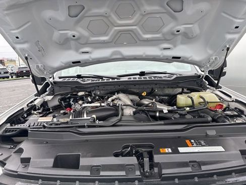 Used 2023 Ford F250 XLT w/ FX4 Off-Road Package image 39