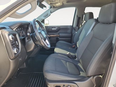 Used 2019 GMC Sierra 1500 SLE w/ SLE Value Package image 9