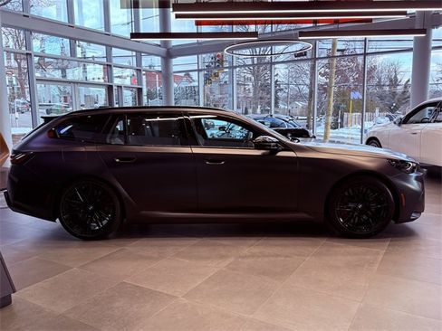 New 2026 BMW M5 Touring image 4