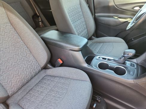 Used 2024 Chevrolet Equinox LT AWD/4WD image 15