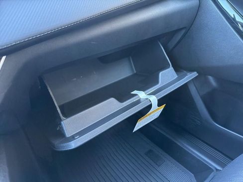 New 2026 Chevrolet Equinox LT w/ Convenience Package II image 31