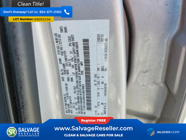 Used 2017 Ford Escape Titanium AWD/4WD image 16