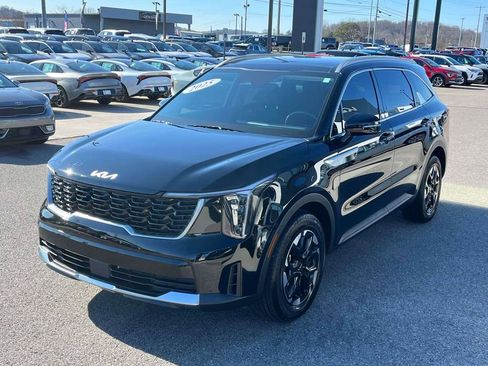 Certified 2025 Kia Sorento S w/ Panoramic Sunroof Package image 33