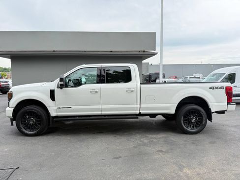 Used 2022 Ford F250 Lariat w/ Black Appearance Package AWD/4WD image 6