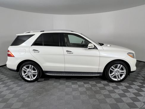 Used 2014 Mercedes-Benz ML 350 BlueTEC 4MATIC image 14