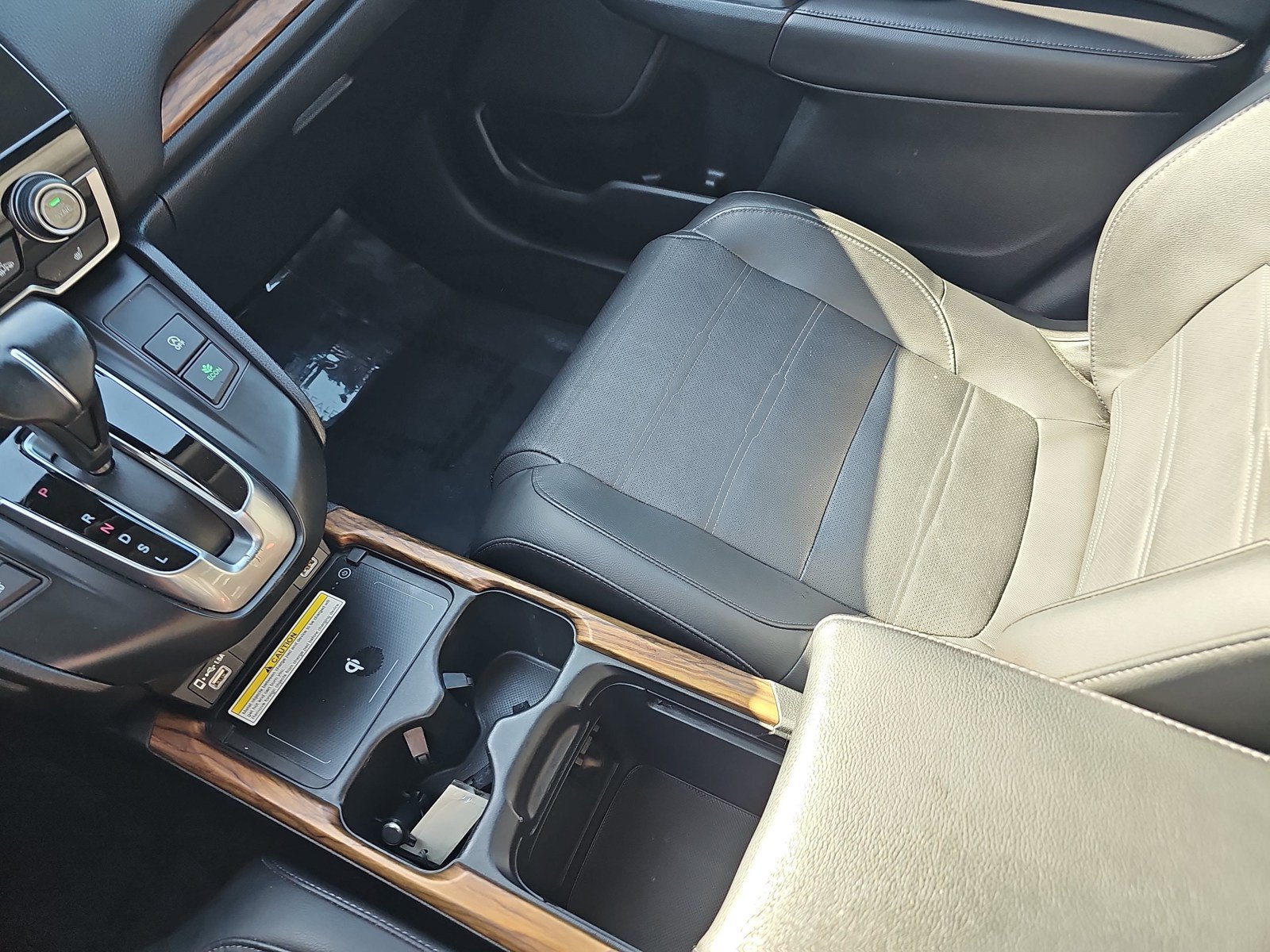 Used 2020 Honda CR-V Touring image 22