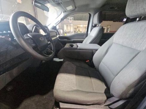 Used 2023 Ford F150 XLT image 2