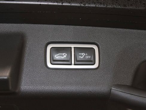 Used 2025 Kia Sorento EX w/ Panoramic Sunroof Package image 16