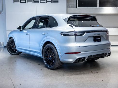 Certified 2023 Porsche Cayenne GTS AWD/4WD image 3