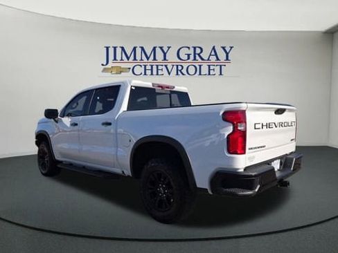 Used 2023 Chevrolet Silverado 1500 ZR2 w/ Technology Package image 5