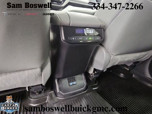 Used 2022 Toyota Highlander XLE FWD image 29