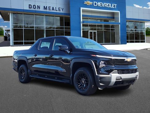 New 2026 Chevrolet Silverado EV LT w/ Plus Package image 1