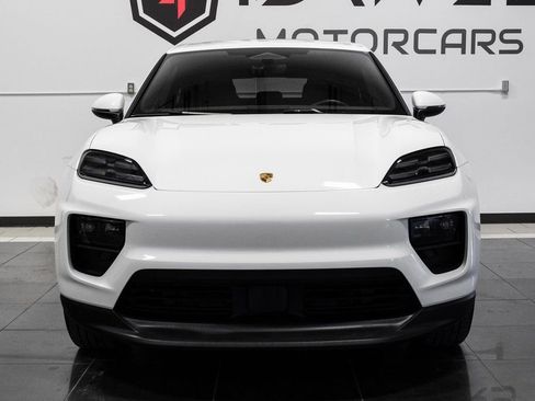 Used 2024 Porsche Macan 4 Electric AWD/4WD image 6