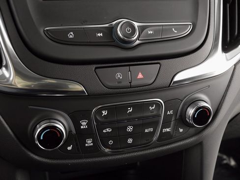 Used 2023 Chevrolet Equinox LT w/ Driver Convenience Package image 33