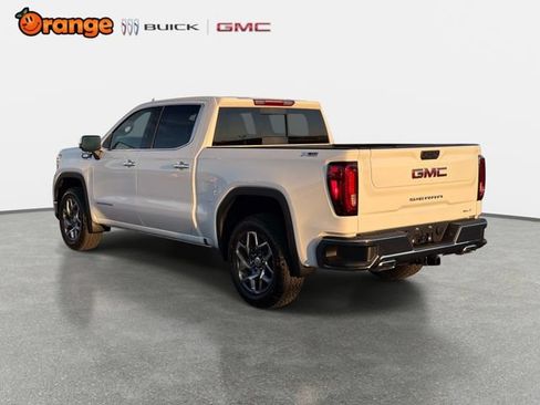 New 2026 GMC Sierra 1500 SLT AWD/4WD image 5