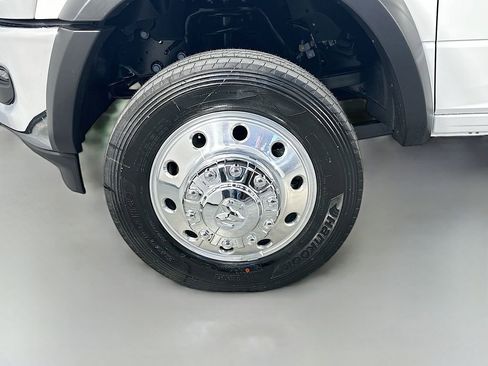 New 2026 RAM 5500 Tradesman AWD/4WD image 16