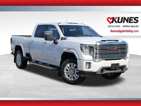 Used 2022 GMC Sierra 3500 Denali image 1