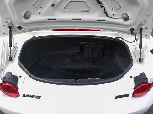 Used 2016 MAZDA MX-5 Miata Club w/ Brembo/BBS Package image 36