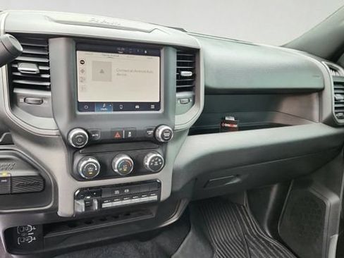 Used 2024 RAM 2500 Tradesman w/ Chrome Appearance Group AWD/4WD image 16