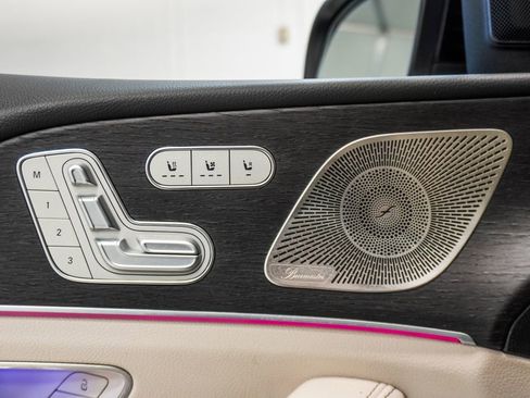 Used 2022 Mercedes-Benz GLS 450 4MATIC w/ Warmth & Comfort Package image 22