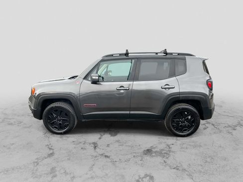 Certified 2018 Jeep Renegade Trailhawk w/ Cold Weather Group II image 5