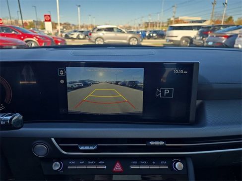 Certified 2025 Hyundai Sonata SE image 17