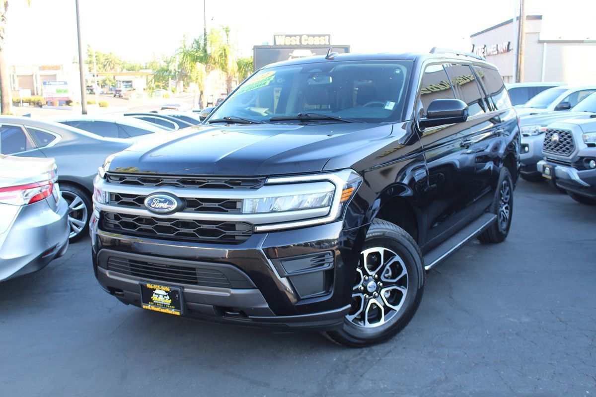 Used 2022 Ford Expedition XLT AWD/4WD image 46