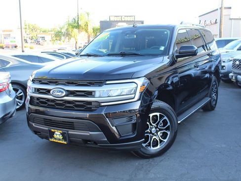 Used 2022 Ford Expedition XLT AWD/4WD image 46