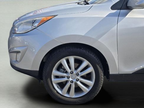 Used 2013 Hyundai Tucson Limited FWD image 9