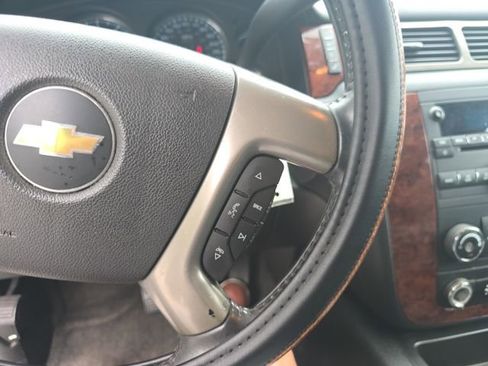 Used 2013 Chevrolet Avalanche LS RWD image 18