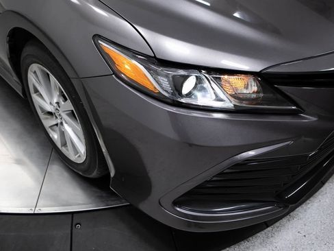 Used 2023 Toyota Camry LE image 12