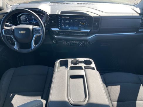 Used 2025 Chevrolet Silverado 1500 LT AWD/4WD image 22
